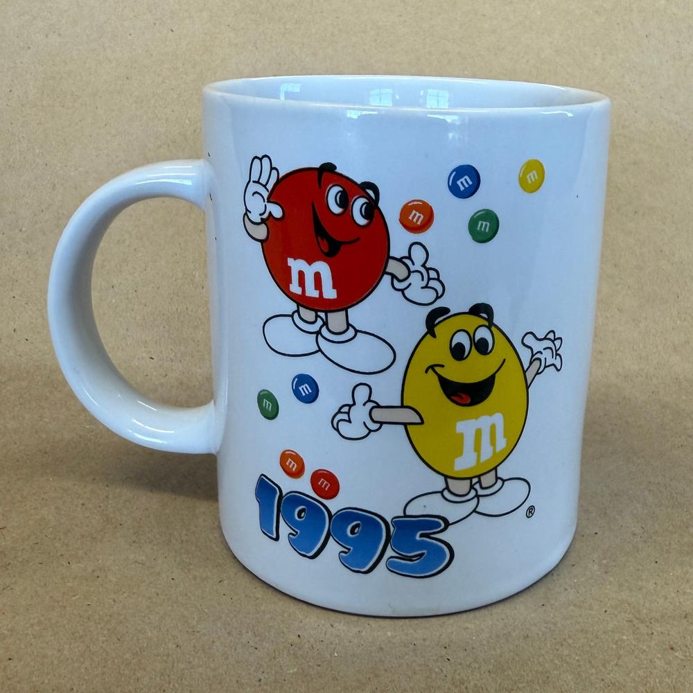 M&M's Red and Yellow Galerie 1995 Mug-2003